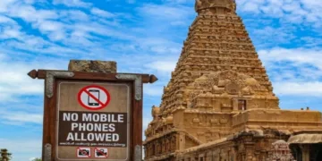 Temple Mobile Ban: Tamil Nadu Devotees Slam Phone Deposit Fee