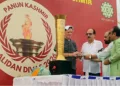 Kashmiri Pandits perform a ritual on Balidan Diwas of Kashmiri Pandits, organised by Panun Kashmir in Paloura