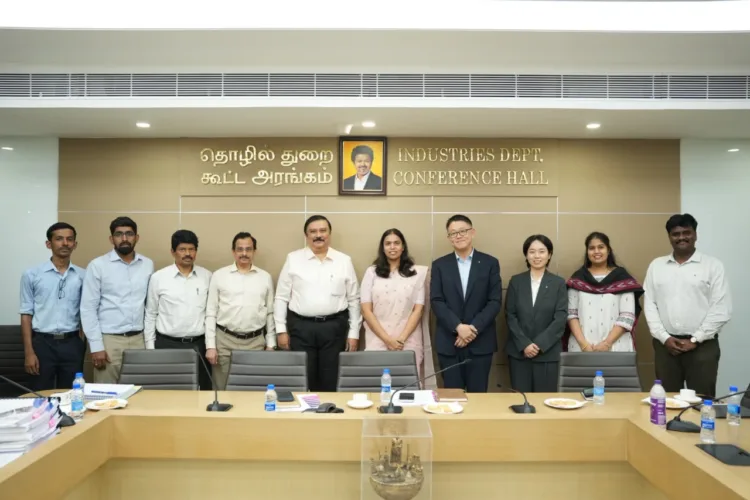 Mr. Sunjoon Hong, Team Lead, Global Business Team, HD KSOE, Korea, along with his team, met the Tamil Nadu Minister for Industries Ms. Keerthana and Additional Chief Secretary, Industries, Dr.S. Vijayakumar, IAS, along with senior officials of the Government of Tamil Nadu, at the Secretariat on September 9, 2026.