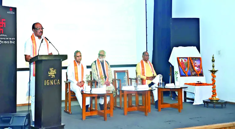 Bhagwan Sahay, Sah Sangathan Mantri of Akhil Bharatiya Vanvasi Kalyan Ashram, addressing the gathering at IGNCA to mark release of Janajati Sanskritik Samagam Special Issue, which highlighted contributions of Janjatiya heroes