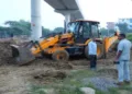KDA demolished structures over alleged encroachment in Kanpur’s Barra-6, freeing 2,500–3,000 sq metres of government land
