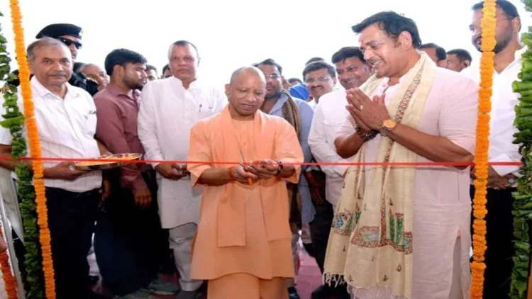 Uttar Pradesh strengthens cooperatives by empowering drivers with Bharat Taxi and farmers with subsidised loans