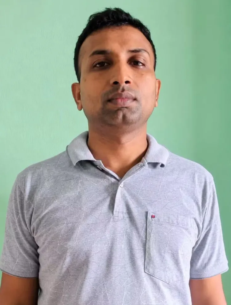 Ritesh Kumar Singh, 39, from Begusarai in Bihar has been arrested by Assam STF in Pakistan espionage case