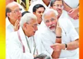 Prime Minister Narendra Modi with former VHP President Ashok Singhal ji