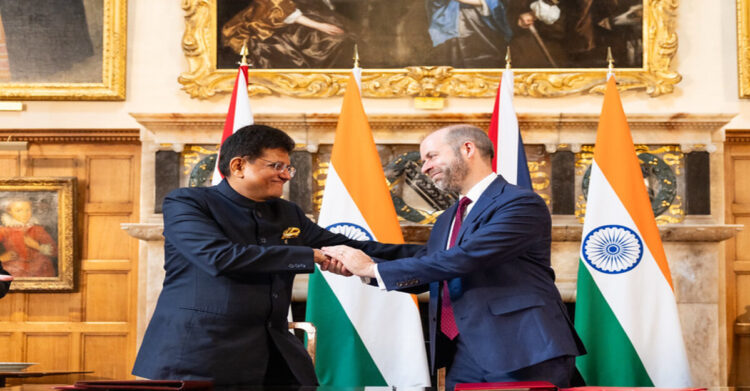 Commerce & Industry Minister Piyush Goyal with UK Business Secretary Jonathan Reynolds(File Photo)