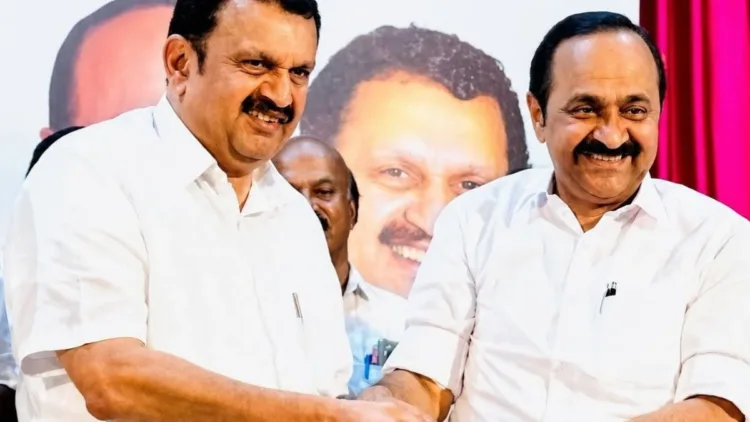 K. Muraleedharan and VD Sateeshan (File Photo)