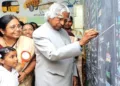 Dr APJ Abdul Kalam with the students
