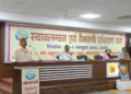 RSS Akhil Bharatiya Seva Pramukh Parag Abhyankar Ji addressing the gathering at the inaugural session of the Swavalamban and Vaibhav Shri training programme