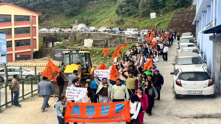 ABVP organises ‘Stop Anarchy, Embrace Democracy’ protests at Himachal Pradesh University and Varanasi campus