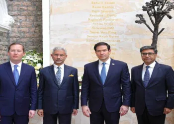 From left to right: US Ambassador to India Gor, India's EAM S Jaishankar, US Secretary of State Marco Rubio, and a India's FS Vikram Mishri pay tribute to the victims of the 26/11 Mumbai terror attacks at the Taj Mahal Palace Hotel on October 20, 2026.